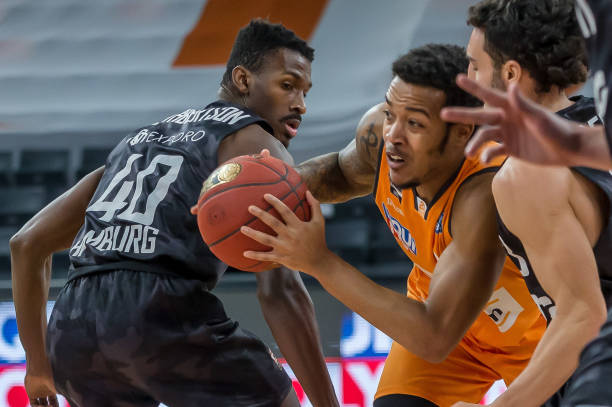 阿尔特塔再 阿尔特塔再