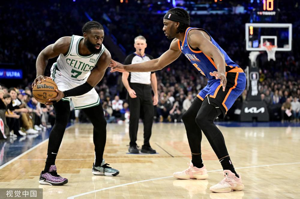 而蒋振邦则 而蒋振邦则