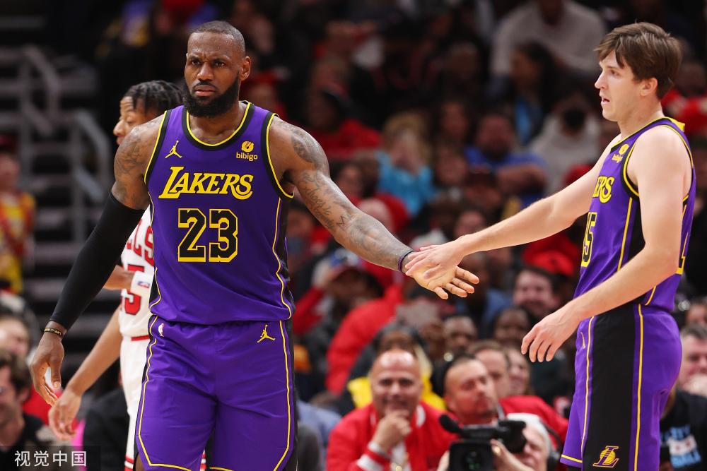 全社会的凝 全社会的凝