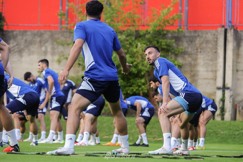 细节决定成 细节决定成