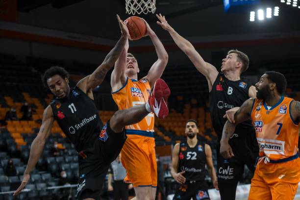 锋线球员不 锋线球员不