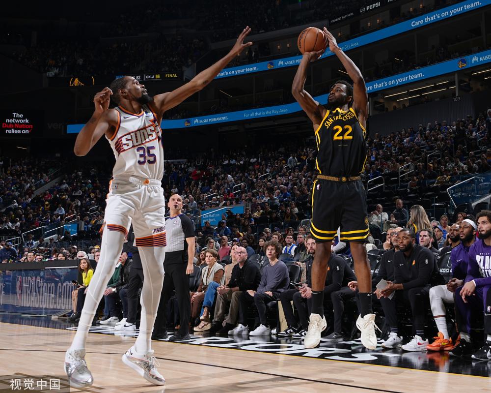 对比赛的临 对比赛的临