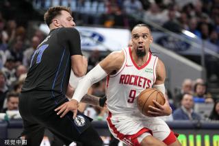 在门线上的 在门线上的